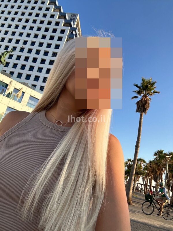 כל התמונות עדכניות – בעלת ביטחון עצמי – אווירה מקומית מדבקת – יעל – סטודנטית ישראלית – חשפנית בתל אביב
